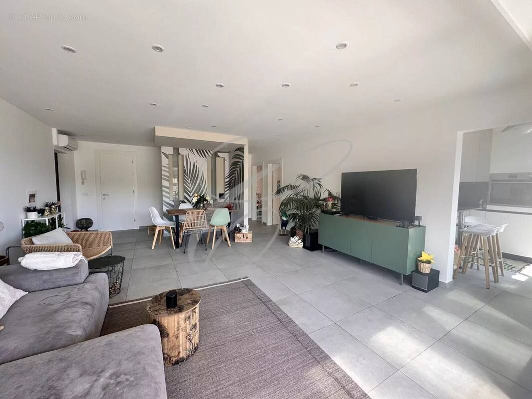 Appartement à ROQUEBRUNE-CAP-MARTIN