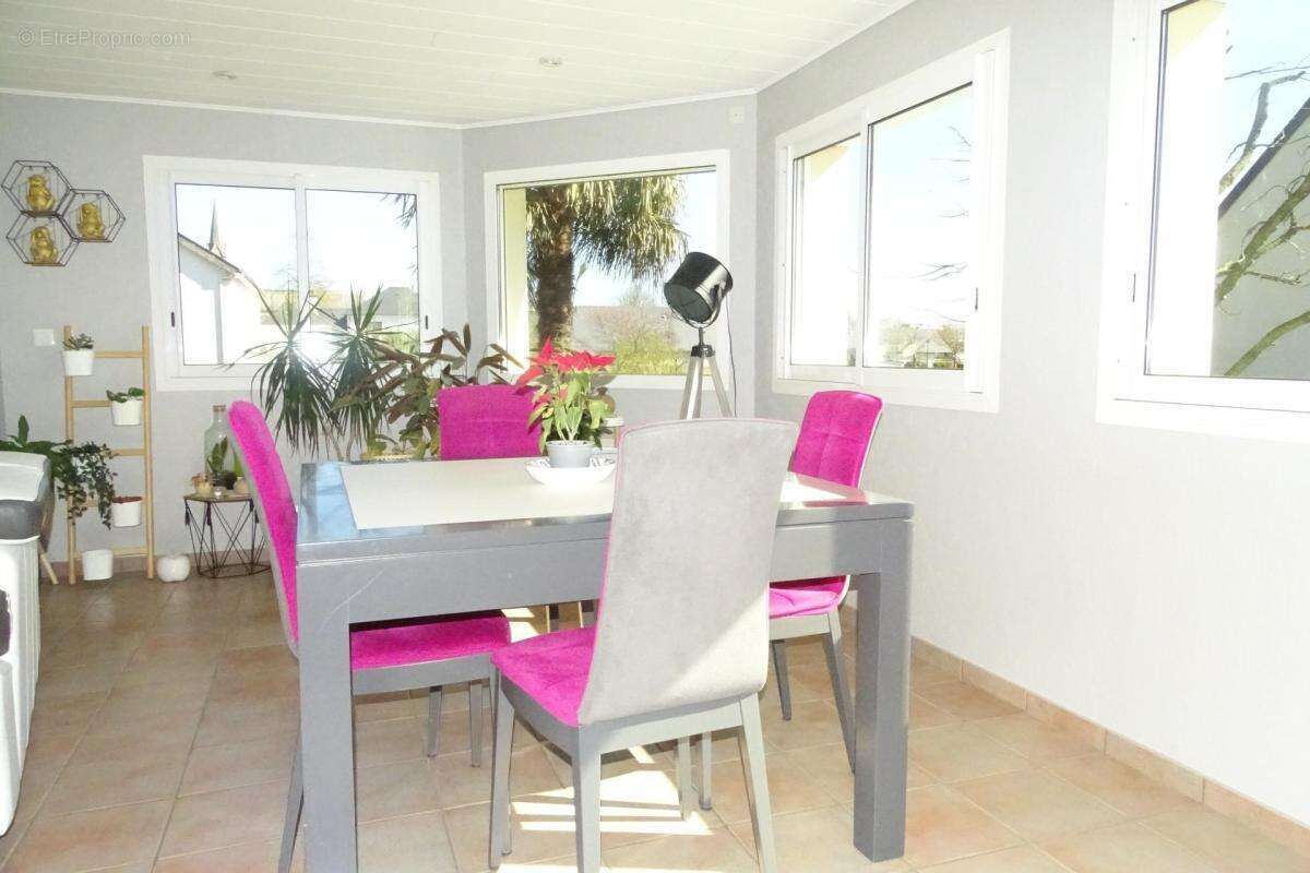 Maison à SENS-DE-BRETAGNE