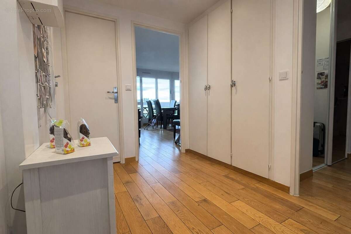 Appartement à MAISONS-ALFORT