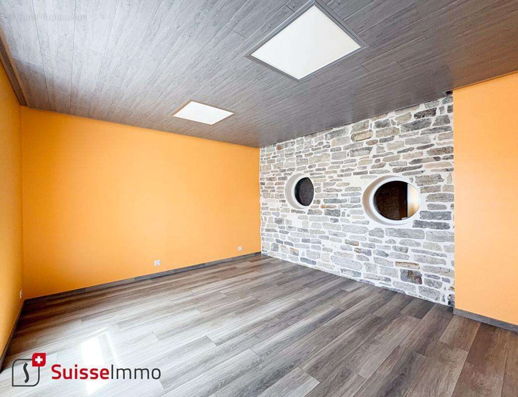 Maison  6 pièce(s) 300 m2 - photo 7