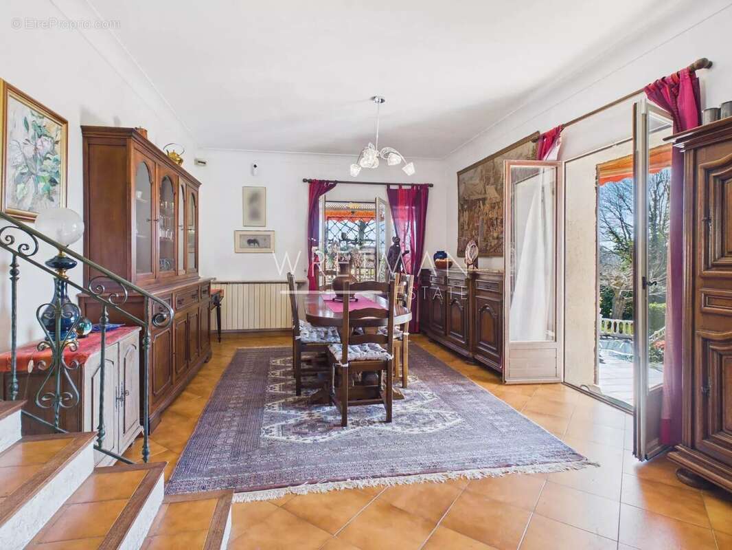 Maison à MONTAUROUX