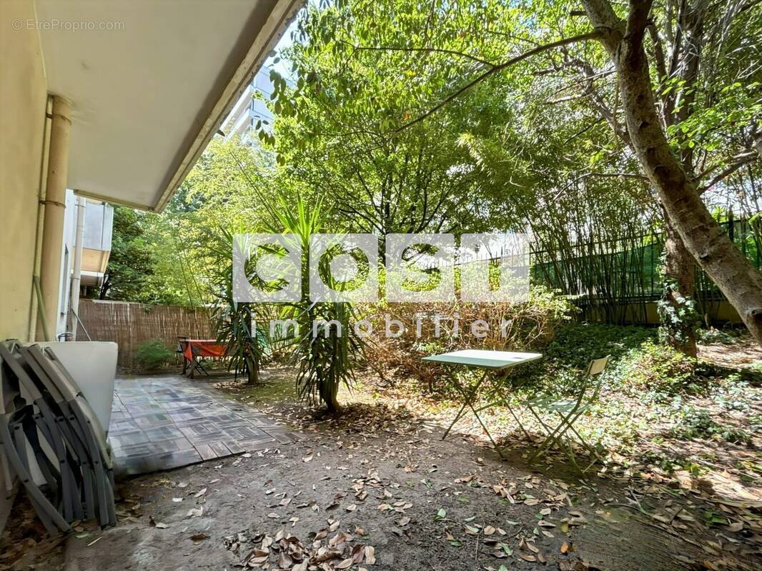 Appartement à COLOMBES
