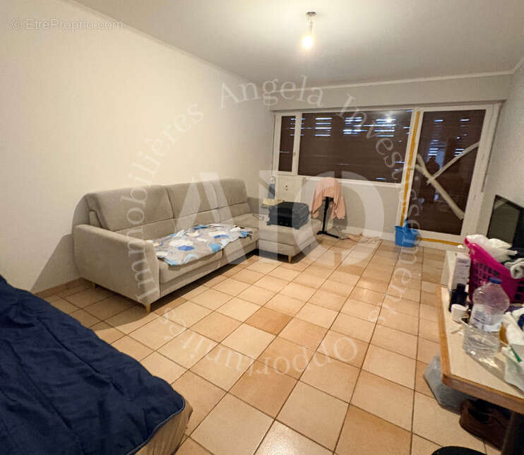 Appartement à RILLIEUX-LA-PAPE