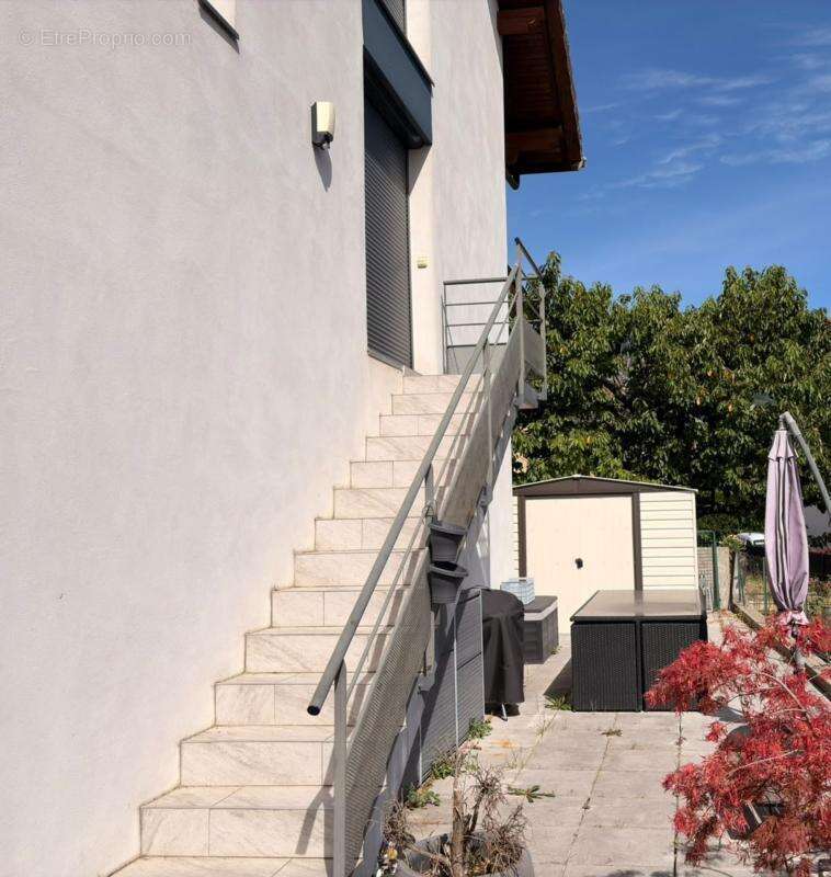 Appartement à vendre 5 pièces CHEVRIER (74) - photo 11