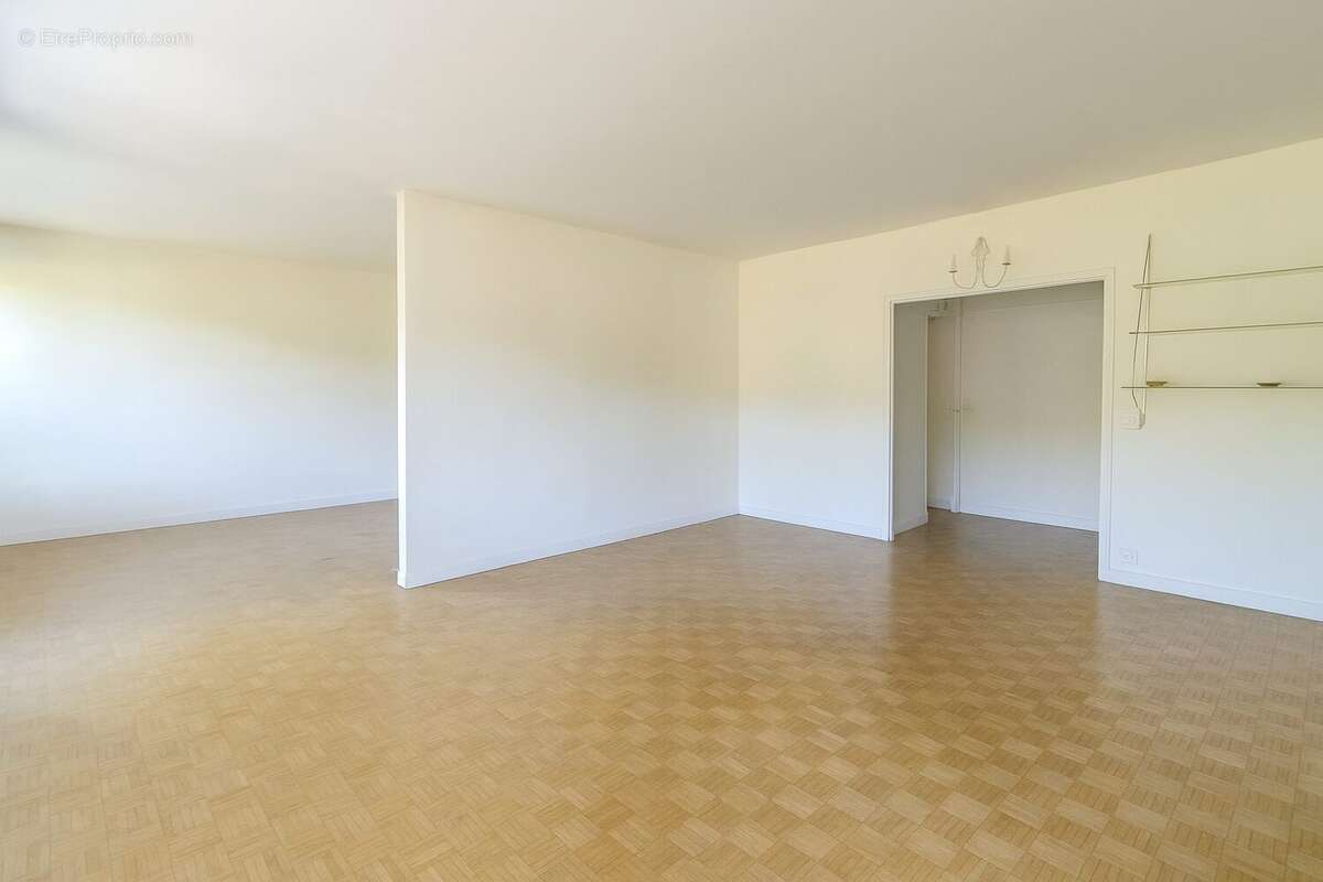 Appartement à BOUGIVAL