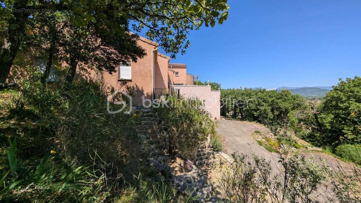 Maison à CLEON-D'ANDRAN