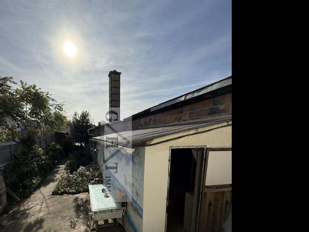 Commerce à BAGNOLET