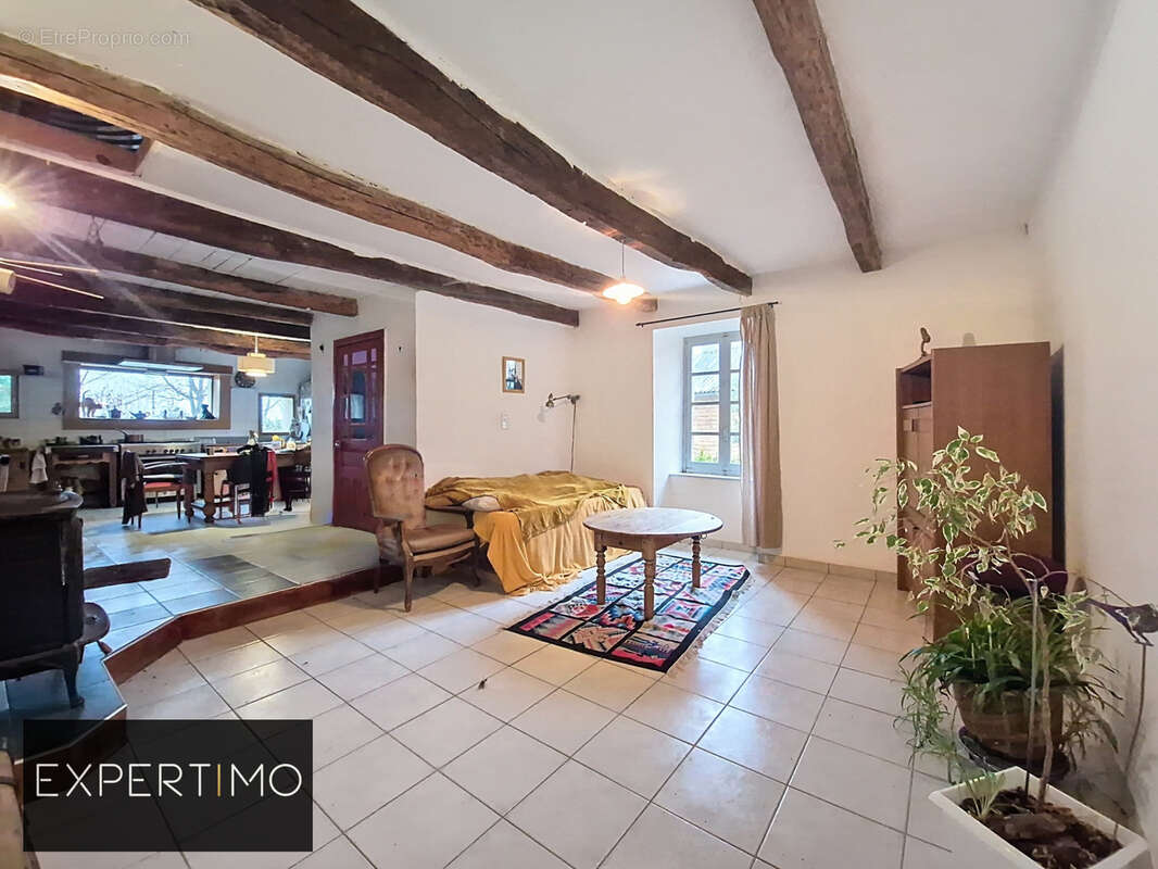 Maison à RULLAC-SAINT-CIRQ