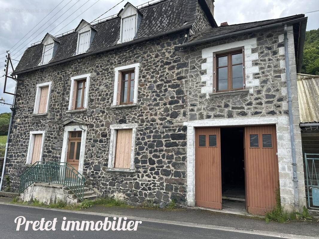 Appartement à NEUSSARGUES-MOISSAC