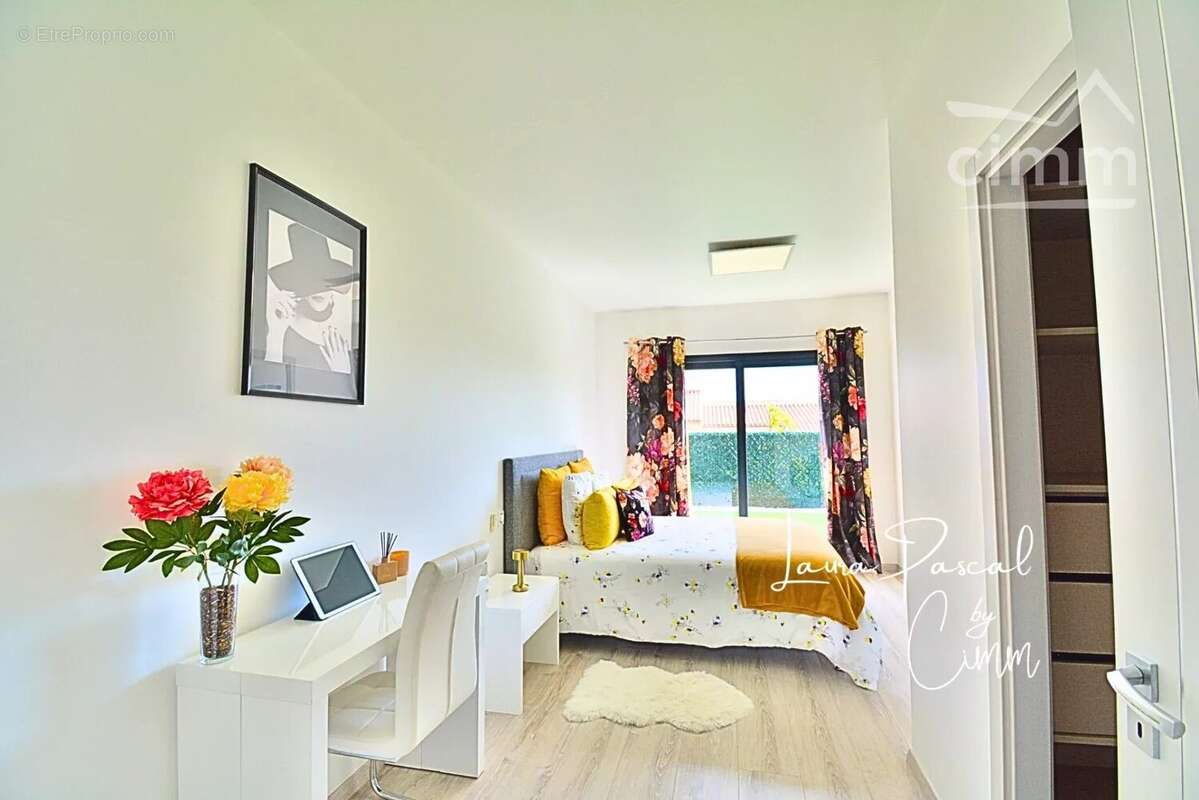 Llupia (66) villa d’exception contemporaine  avec piscine interieur - photo 9