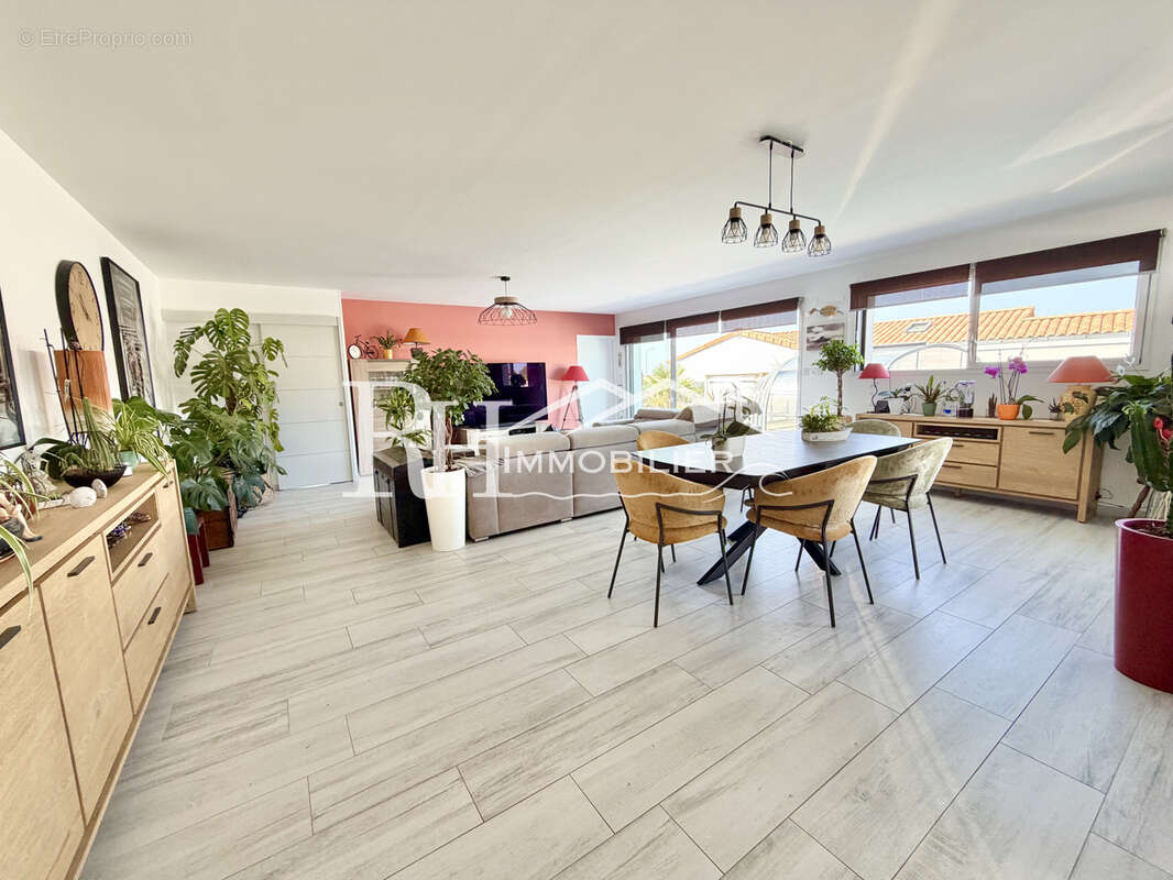 Maison de 2021 avec piscine - photo 3
