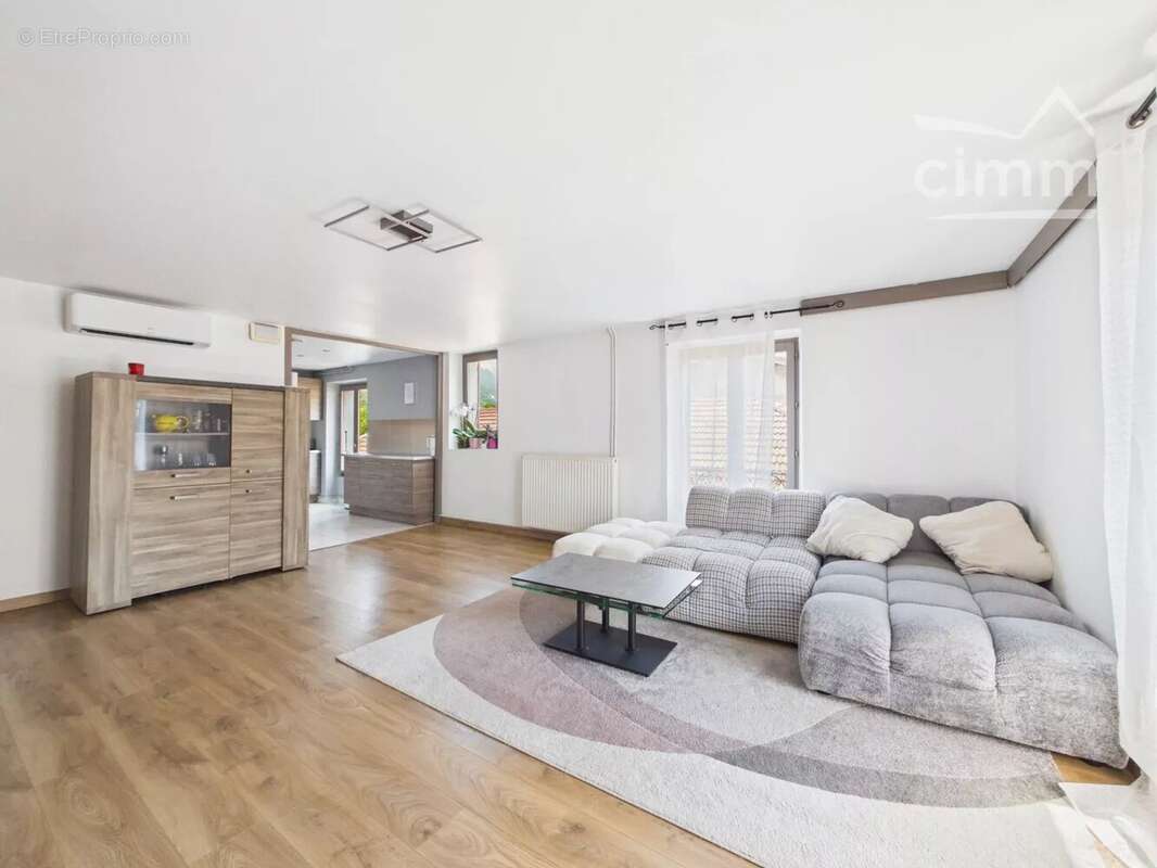 Appartement à MONTBONNOT-SAINT-MARTIN