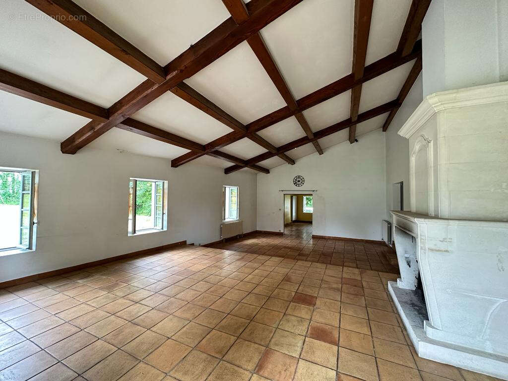 Maison à SAINT-DIZANT-DU-BOIS