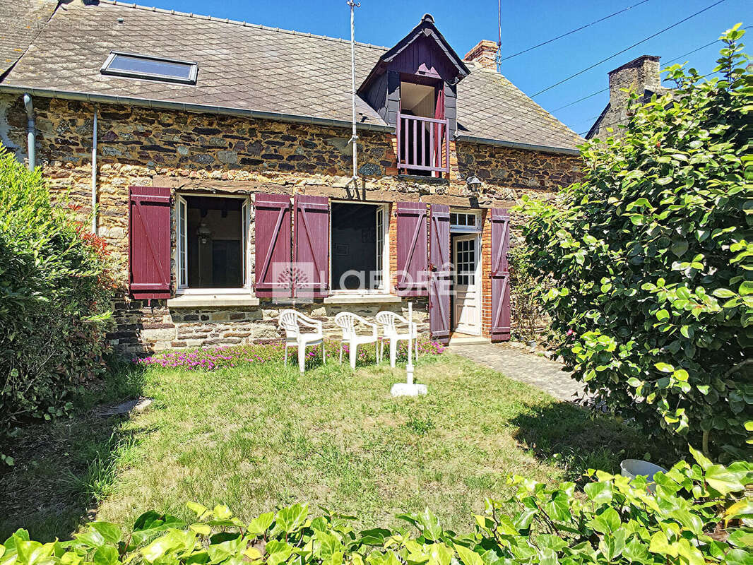 Maison à MAURE-DE-BRETAGNE