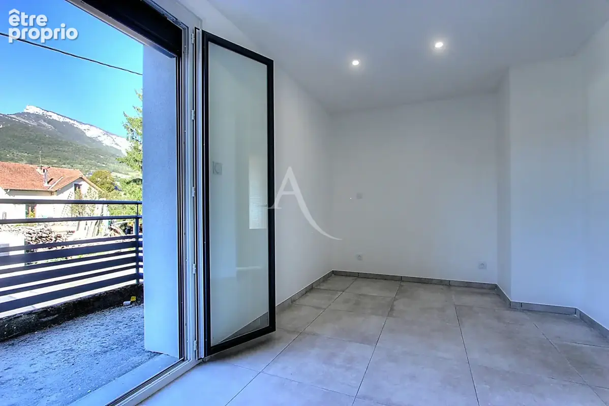 Appartement  4 pièces 74 m2 avec garage, place de parking et jardin - photo 9