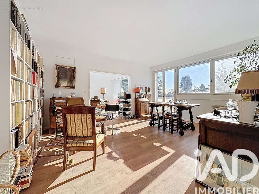 Photo 2 - Appartement à VAUCRESSON