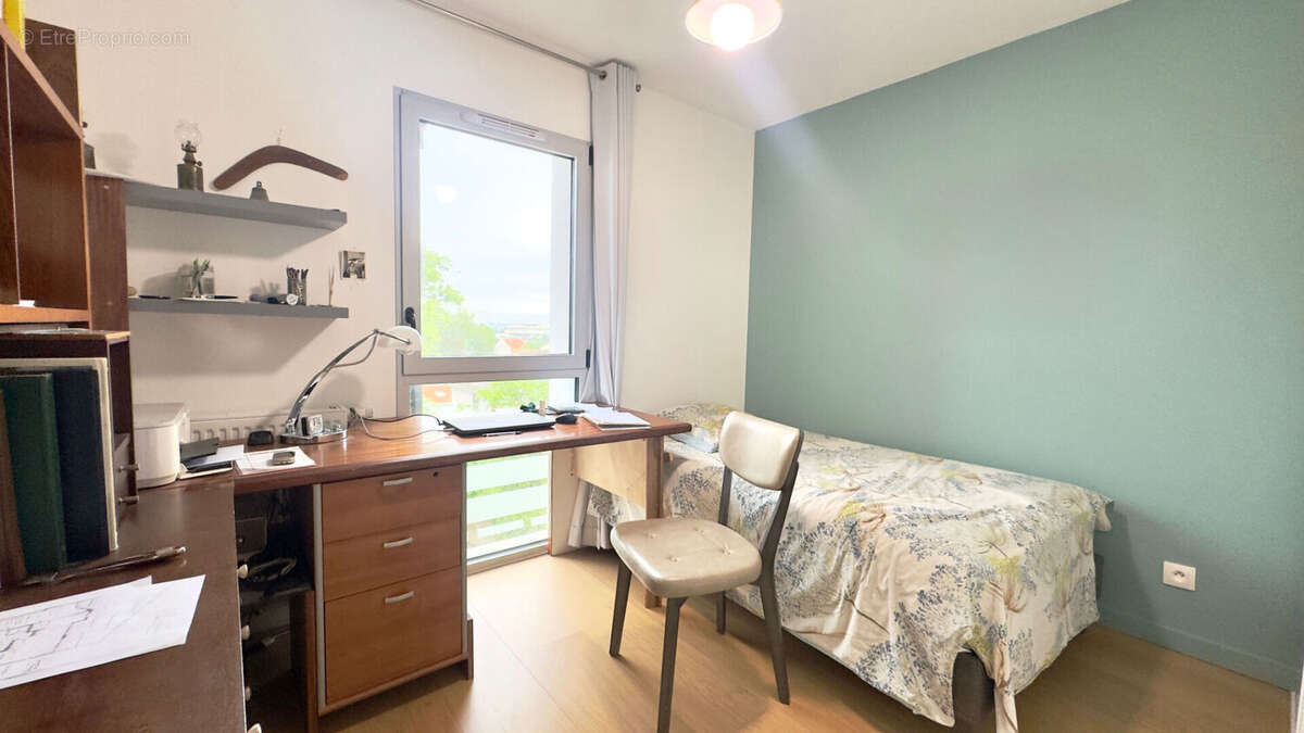 Quartier LA GENETTE - Appartement La Rochelle 4 pièce(s) 104 m2 - photo 15