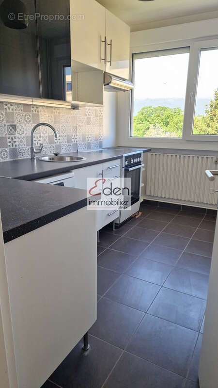 Ferney voltaire - appartement t3 - vue exceptionnelle! - photo 7