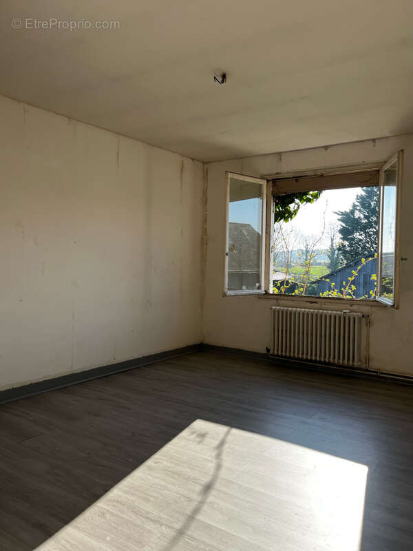 Maison à MIREBEAU