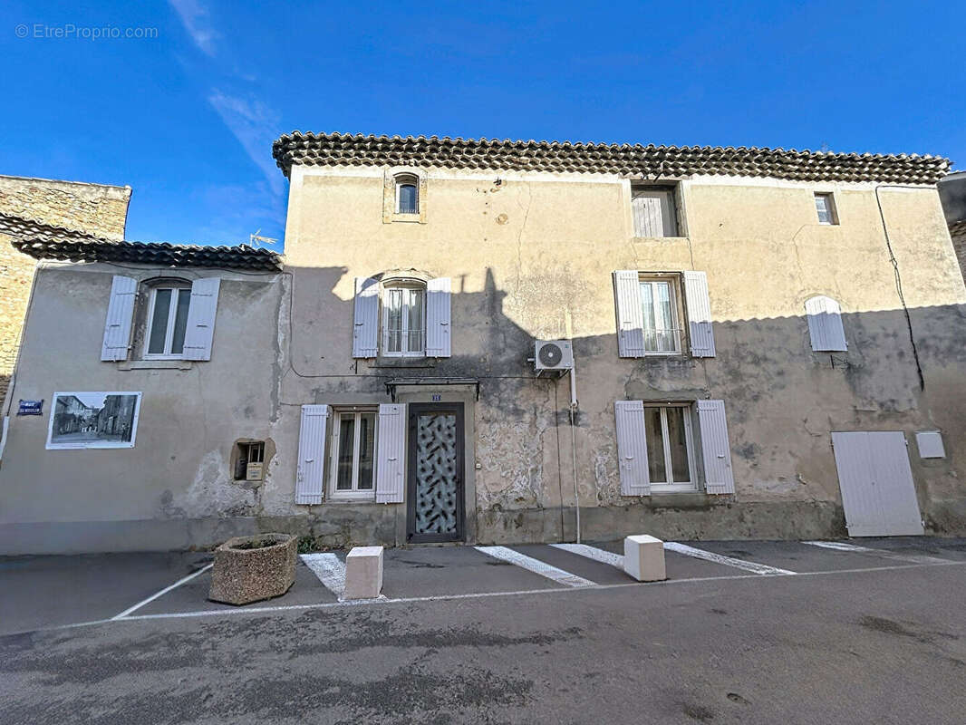Maison à MONDRAGON
