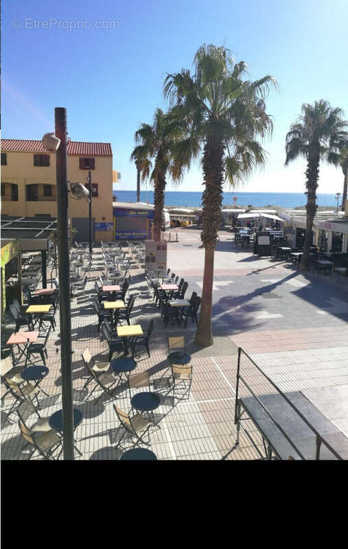 Commerce à SAINTE-MARIE