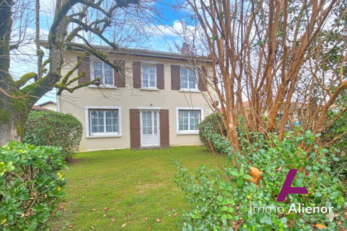 Maison à PONTENX-LES-FORGES