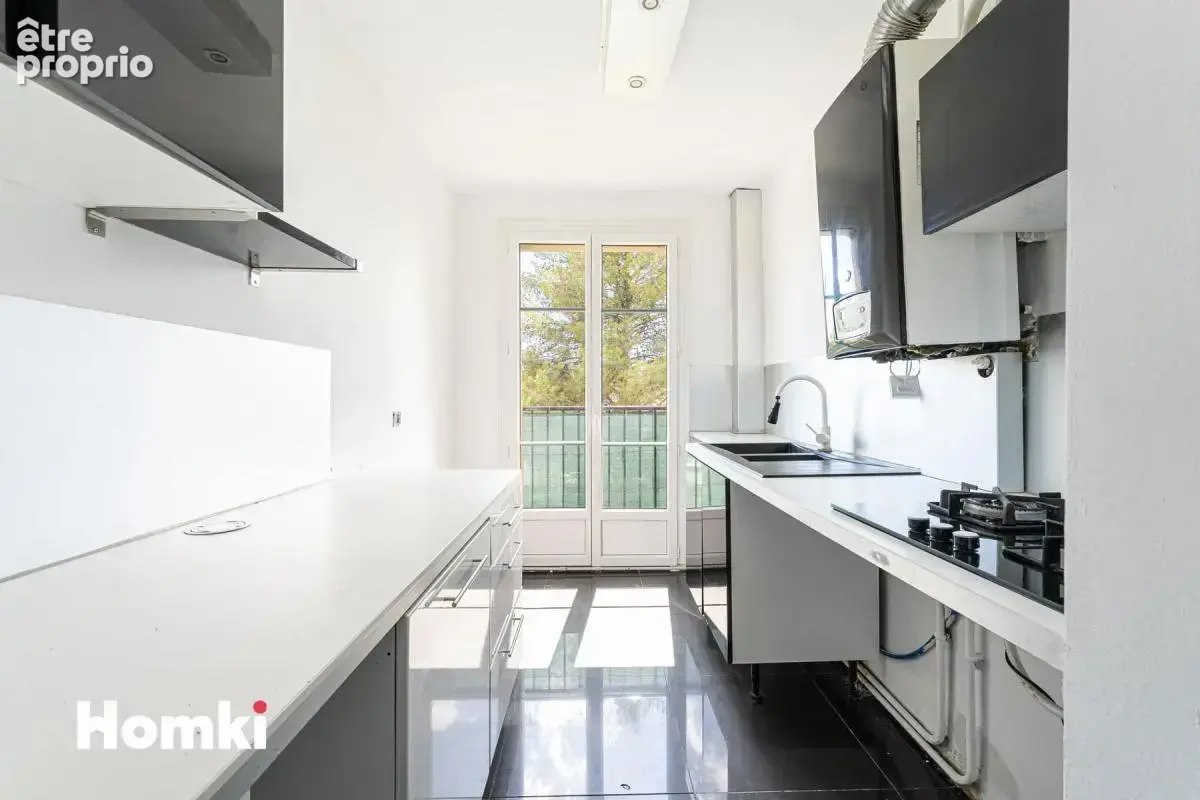 Appartement T3 de 57 m² à Aubagne 13400, Avenue de Garlaban - photo 3