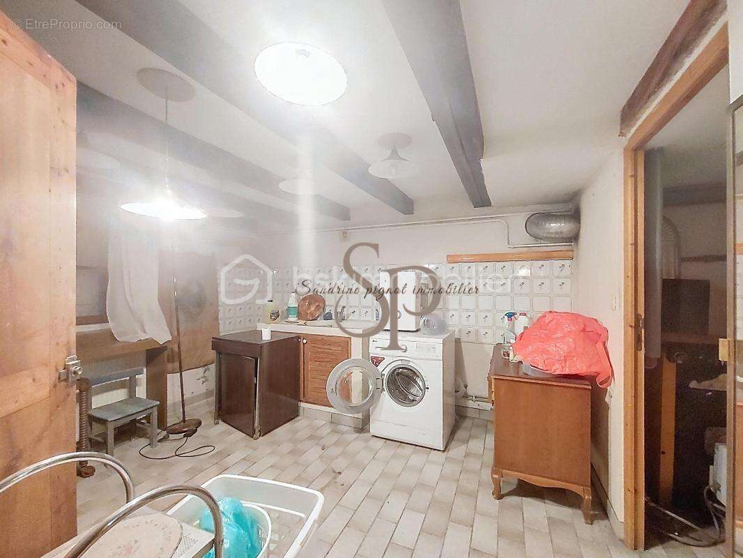 Maison à LORREZ-LE-BOCAGE-PREAUX