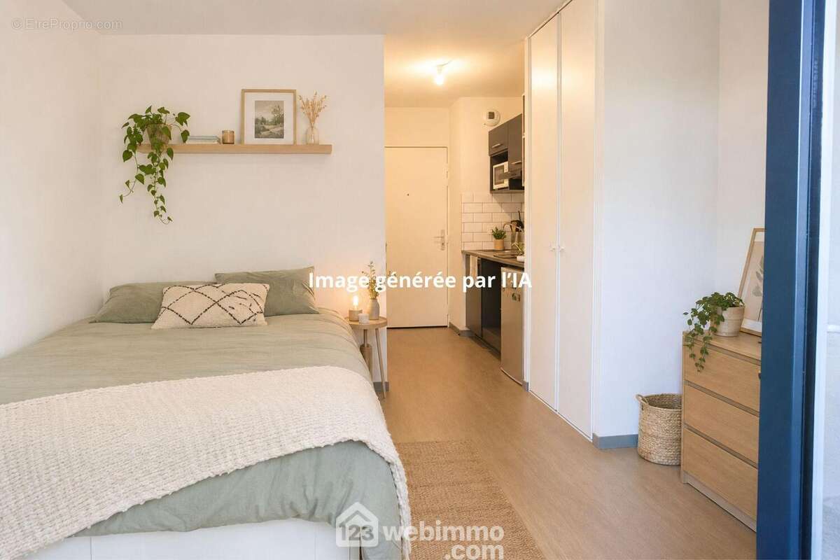 Appartement 1 pièce 20 m² à vendre à La Rochelle (17000) - photo 2