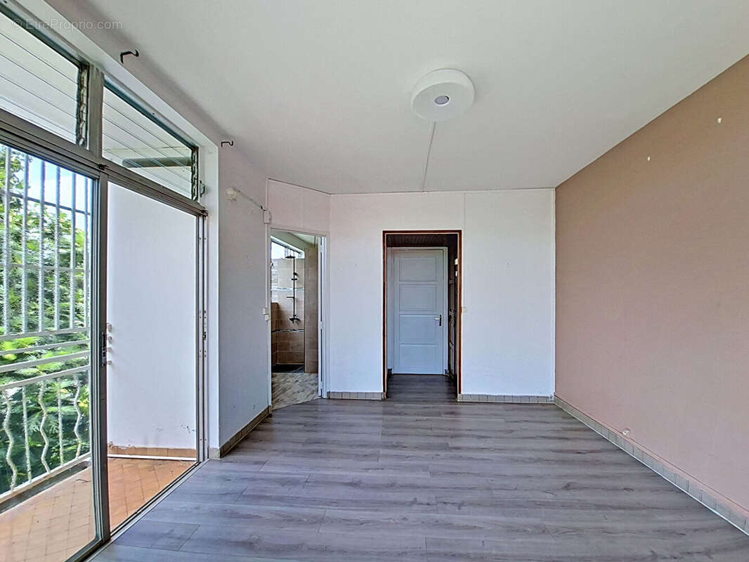 A vendre : maison duplex  t4 - 130 m2 - fort-de-france - photo 8