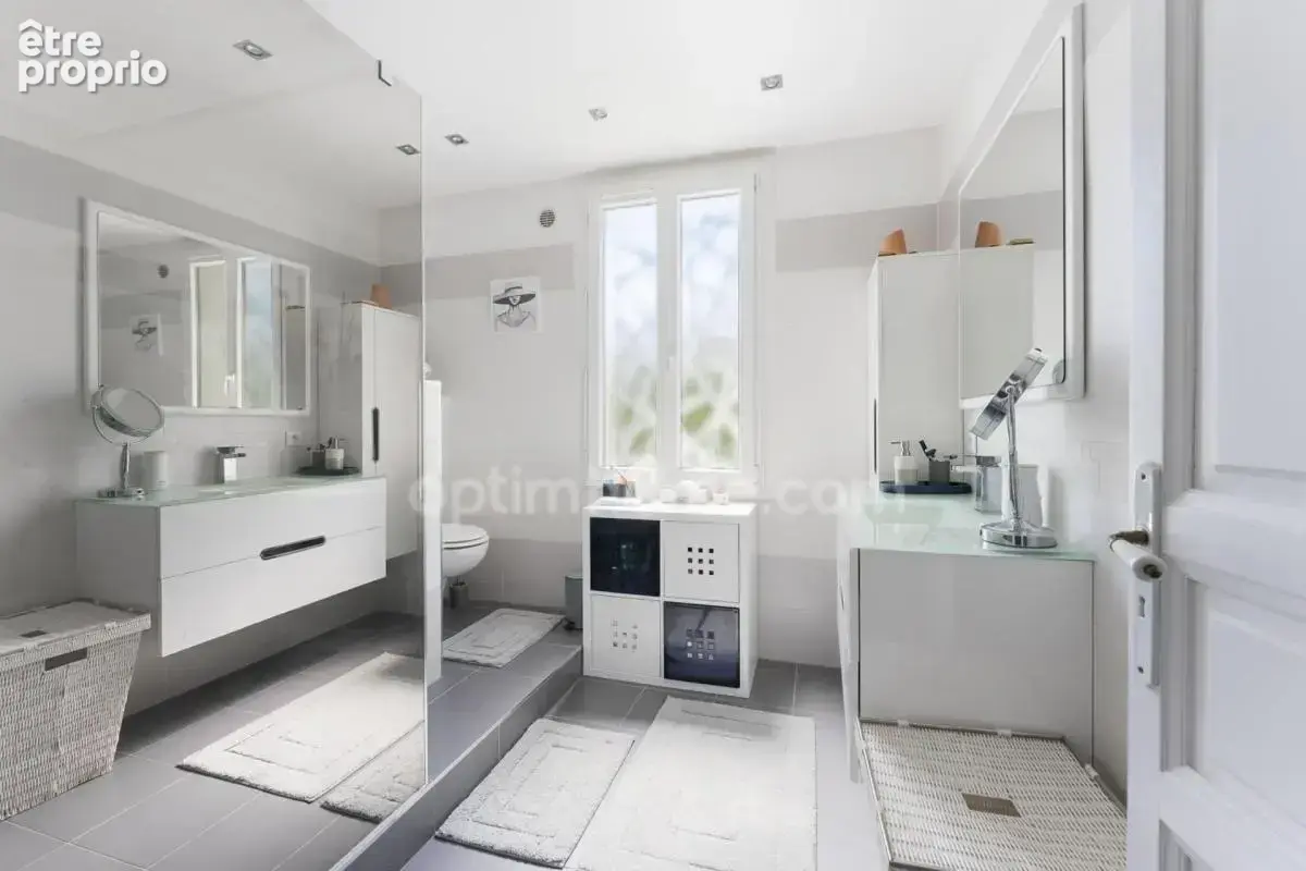 Lunel (34400) – maison individuelle – 4 chambres – piscine chauffée – terrasse – 2 logements – garage - photo 12