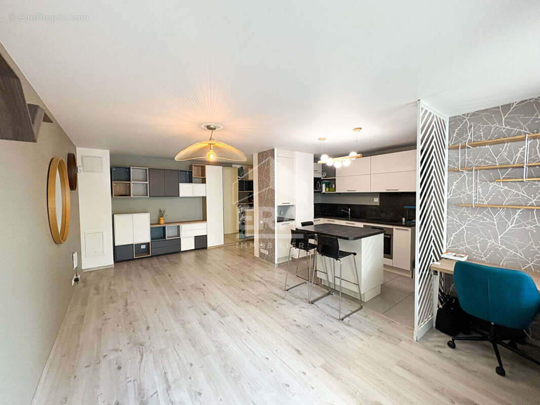 Appartement à ABLON-SUR-SEINE