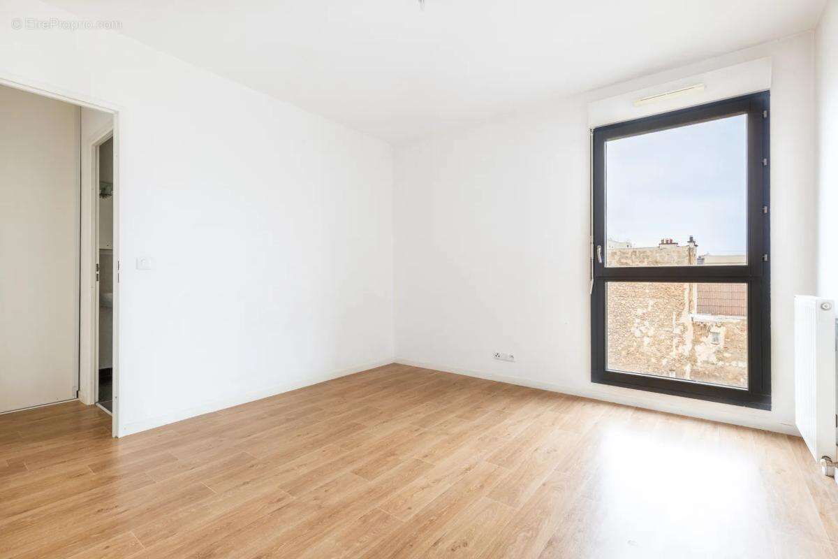 Appartement à AUBERVILLIERS