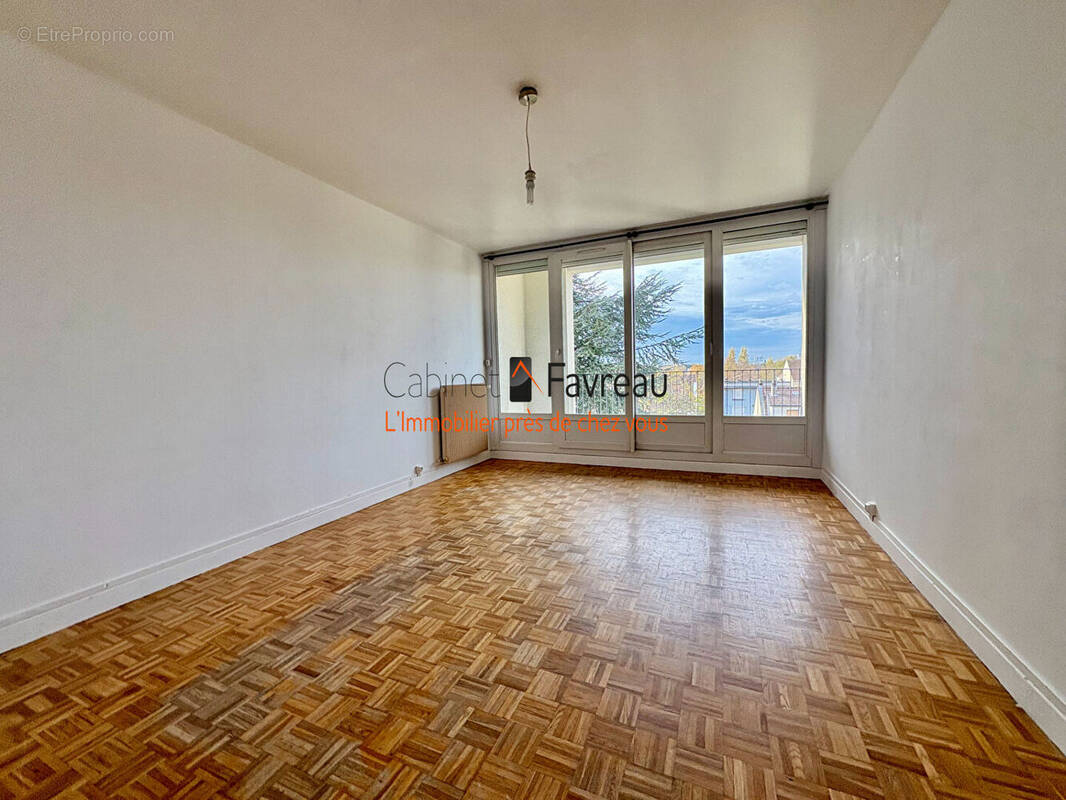 Appartement à VITRY-SUR-SEINE