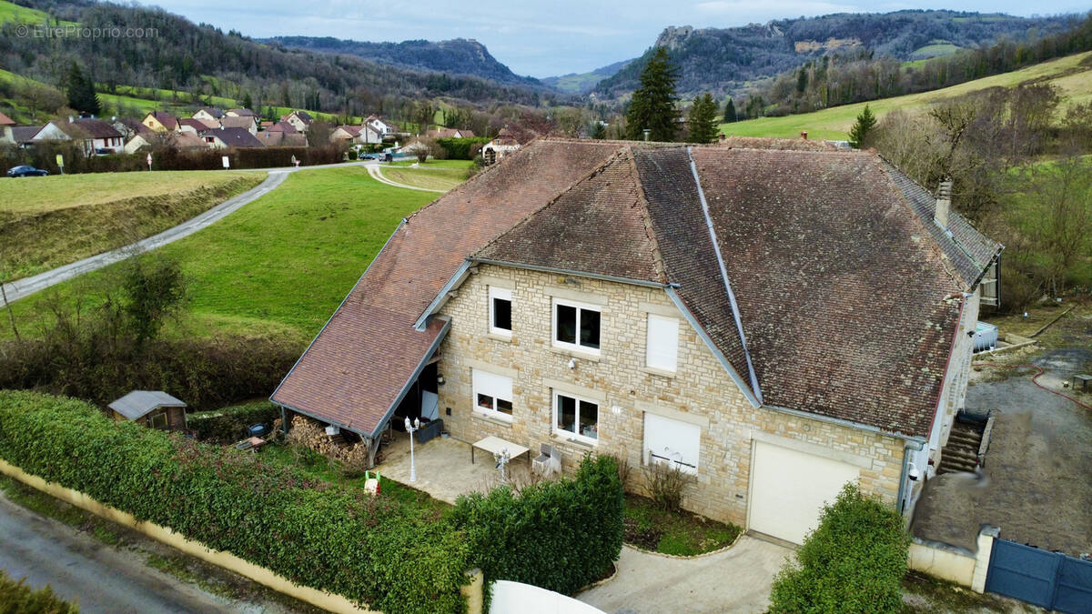Maison à SALINS-LES-BAINS
