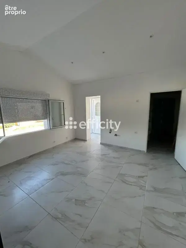 Maison 6 pièces 150 m² à vendre à Saintes (17100) - photo 8