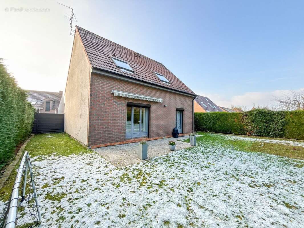 Maison à LYS-LEZ-LANNOY