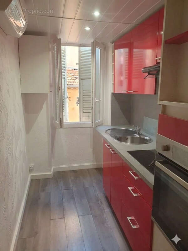 Appartement à VALLAURIS