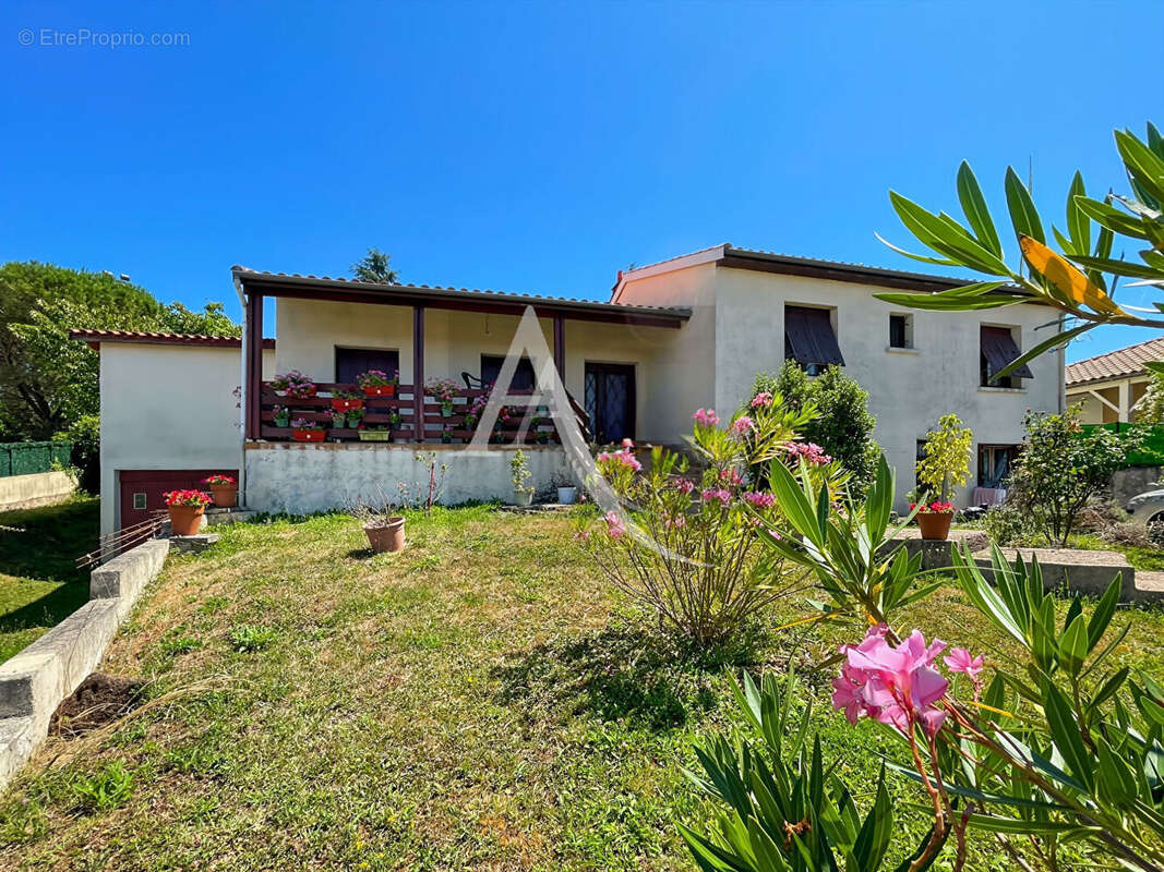 Maison familiale offrant de beaux volumes intérieurs - 5 chambres - 163 m2 - photo 2