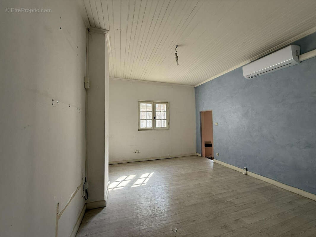 Autre à ARLES