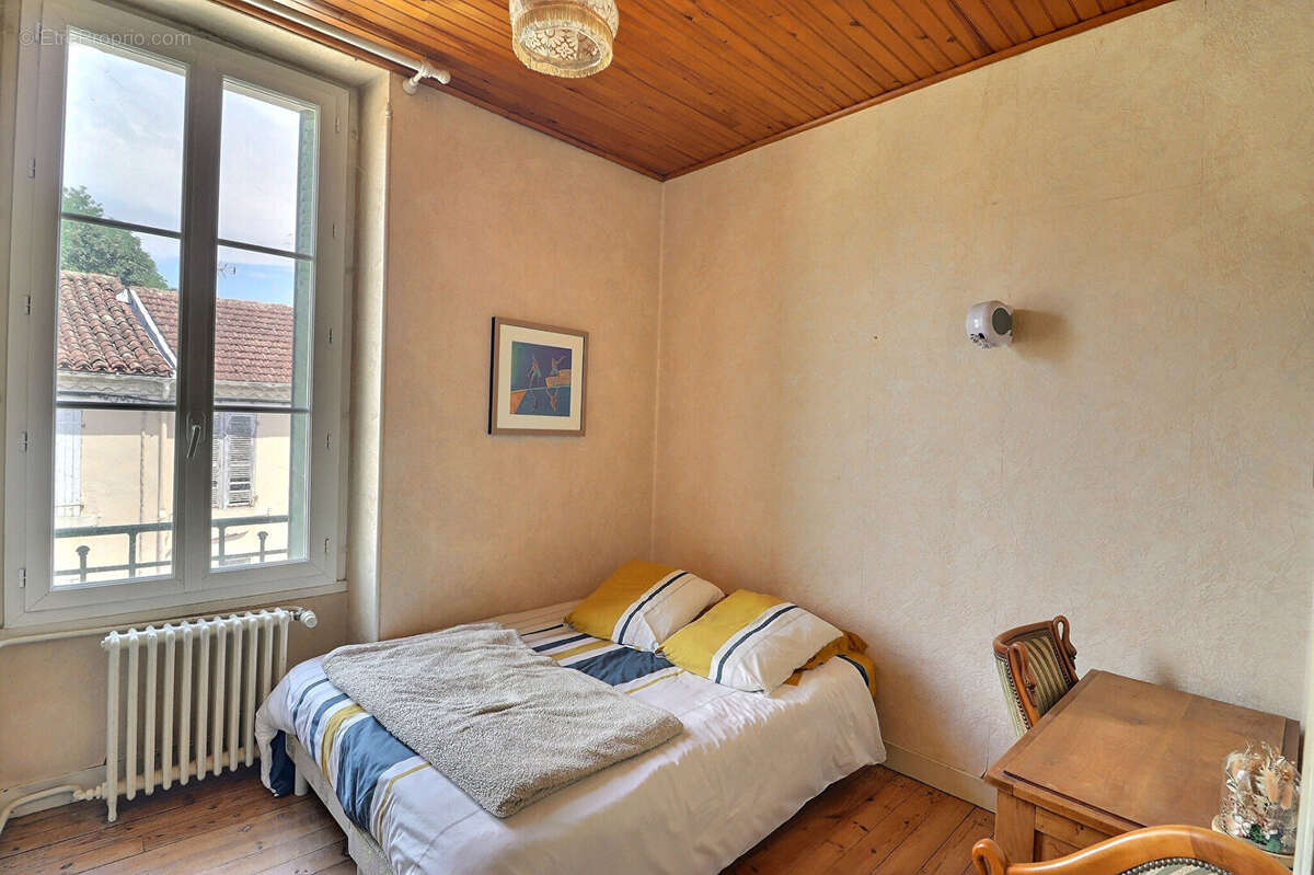 Maison 7 pièces  avec Local commercial à vendre à Saint Sever - photo 7