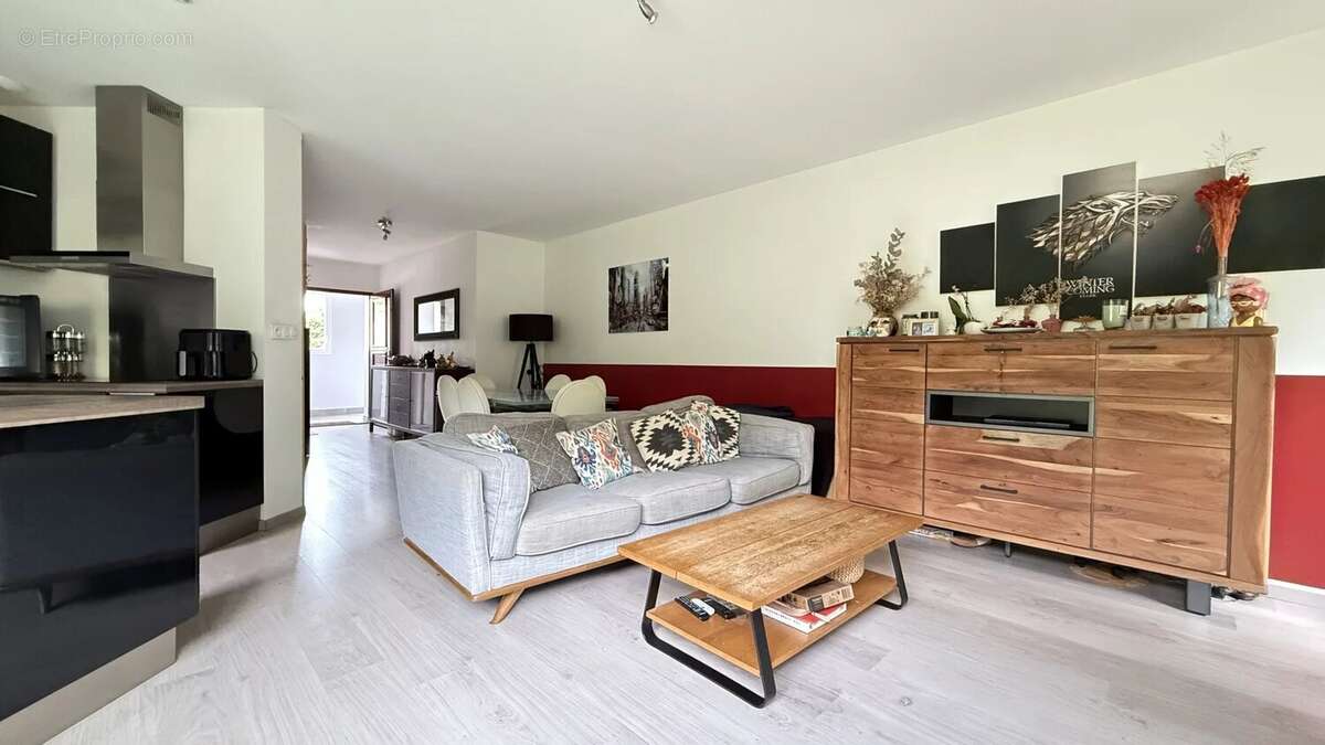 Appartement à MONTSOULT