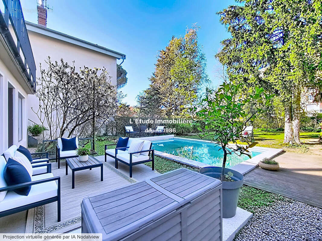 Maison à CALUIRE-ET-CUIRE