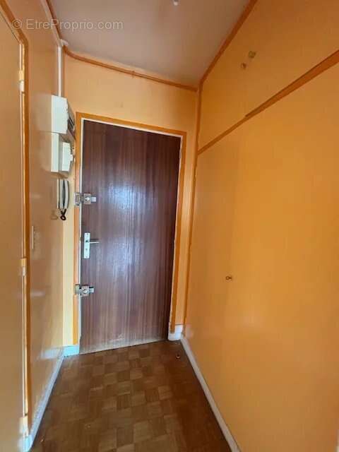 Appartement à SAINT-MAUR-DES-FOSSES