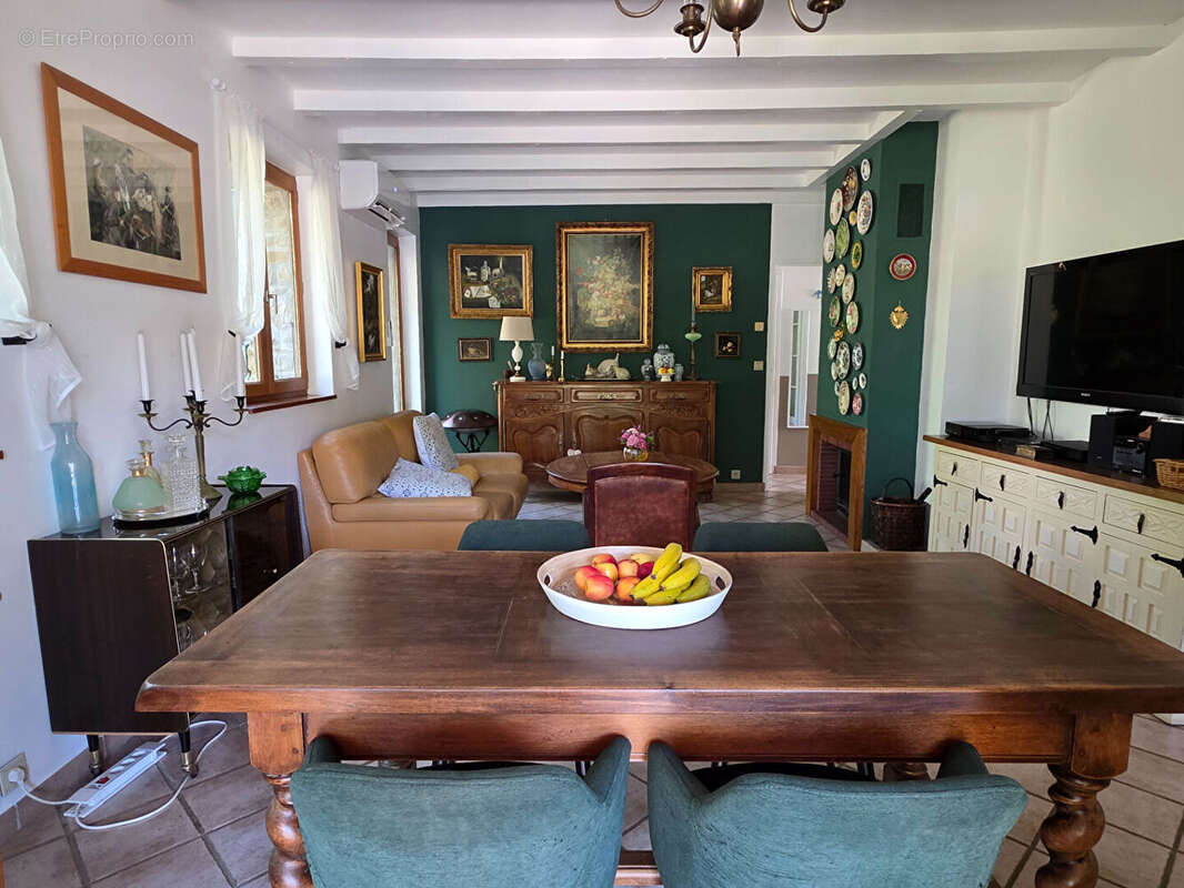 Maison en pierres sur terrain de 2250 m² - photo 5