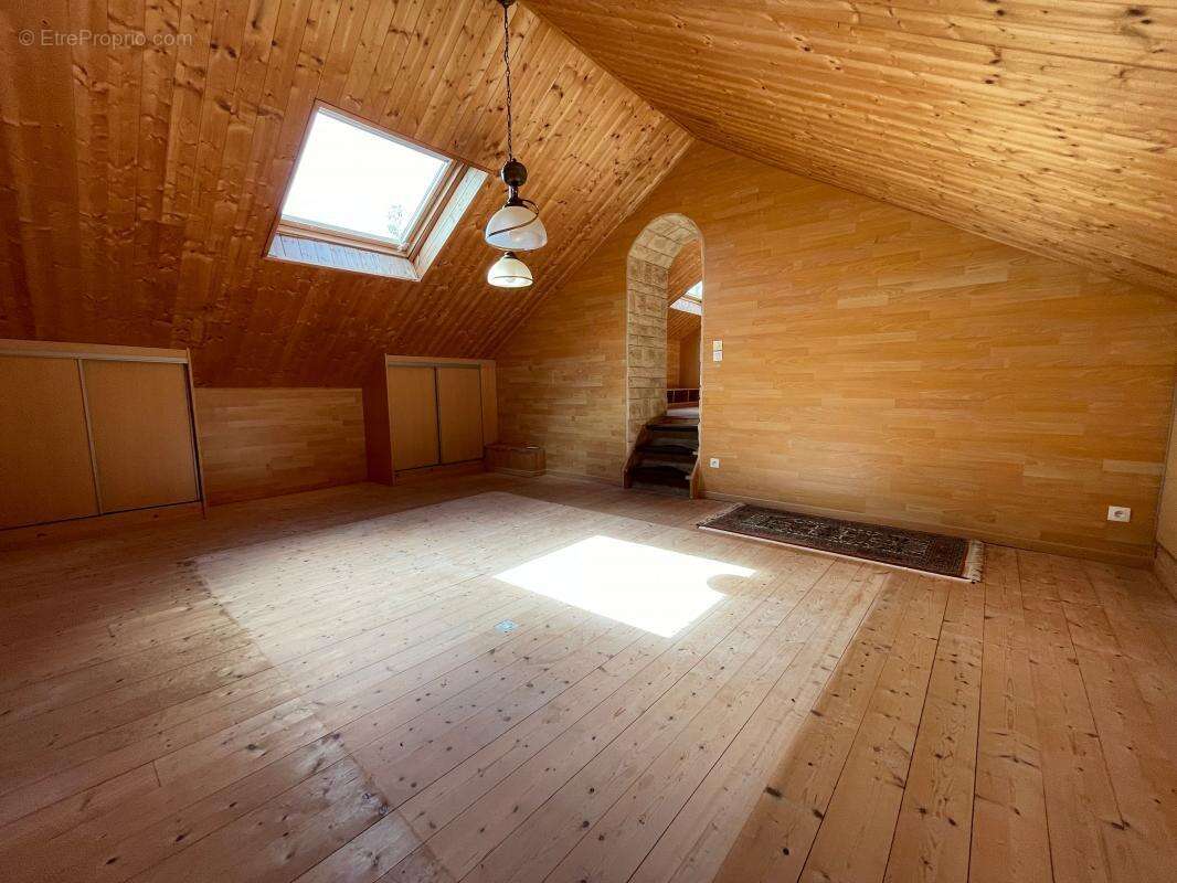 Maison à PORT-DES-BARQUES