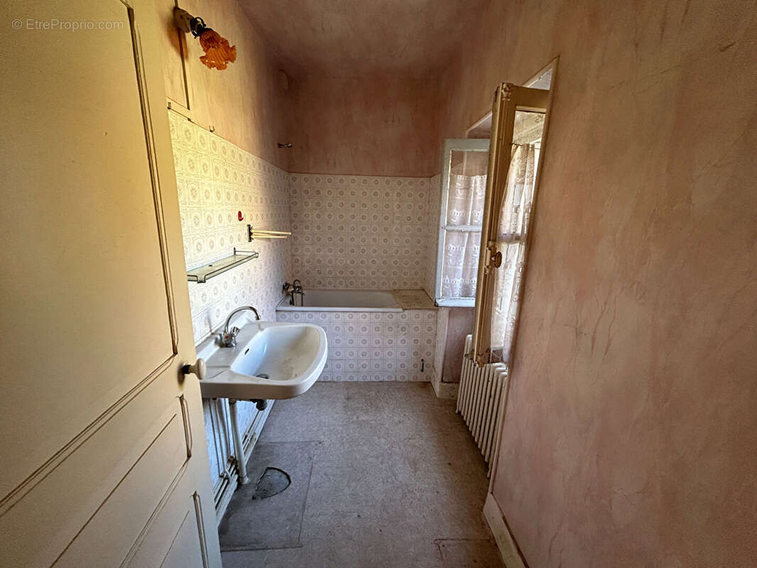 Maison plain-pied 78 m2 - Louroux-Bourbonnais - photo 9