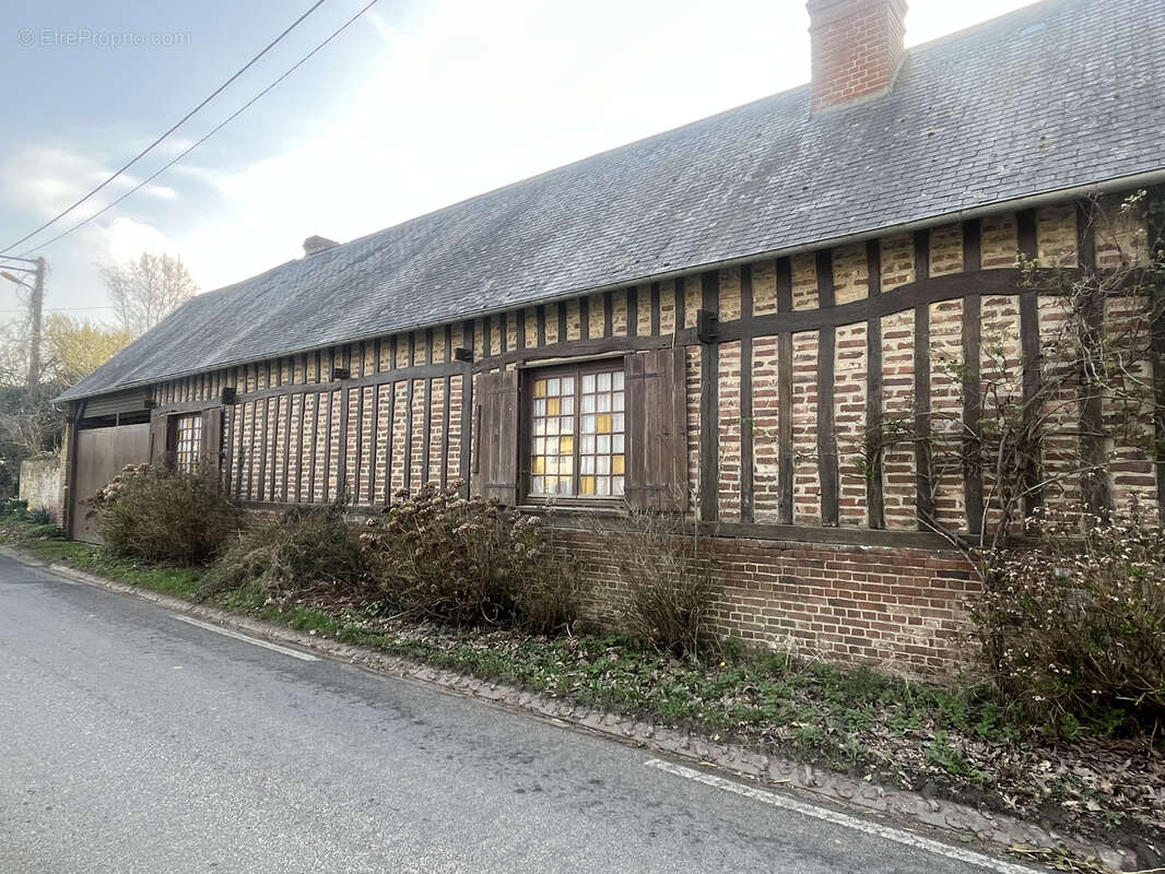 Maison à MILLEBOSC