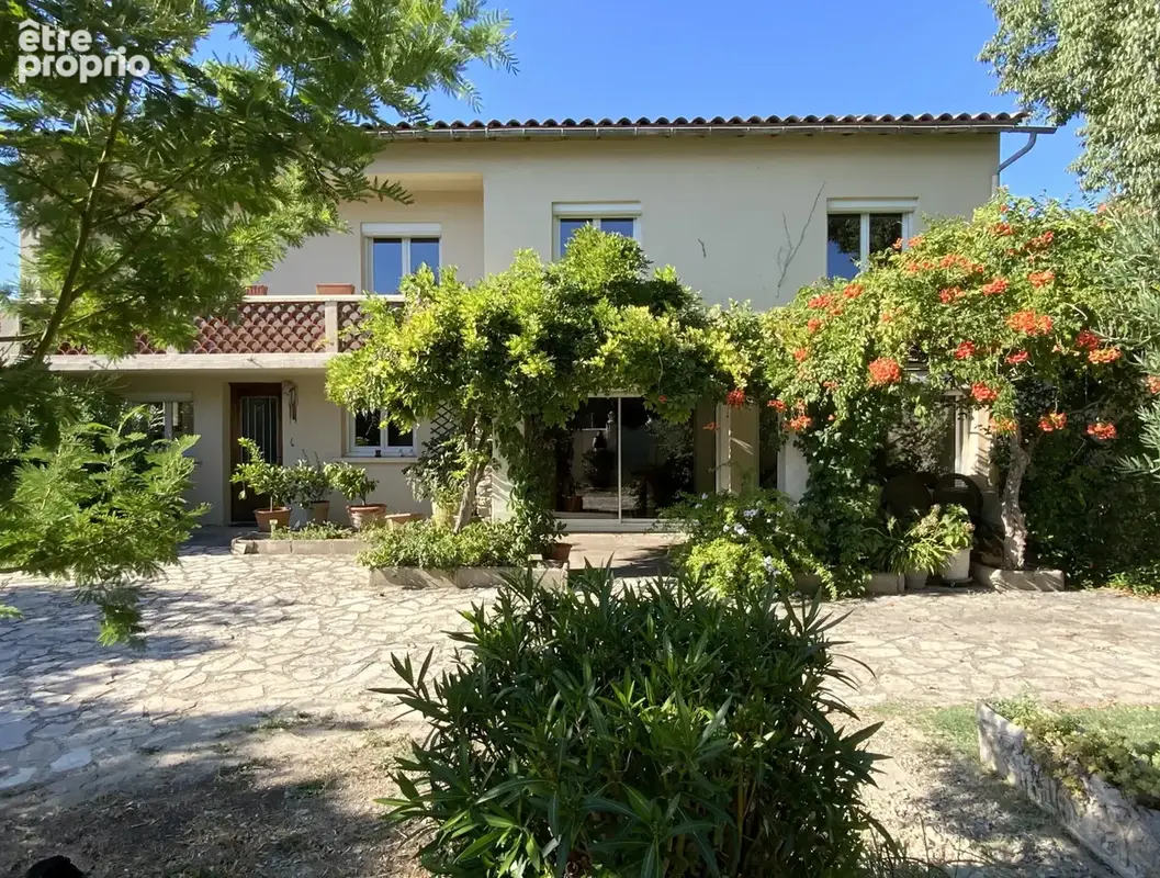 Maison à UZES