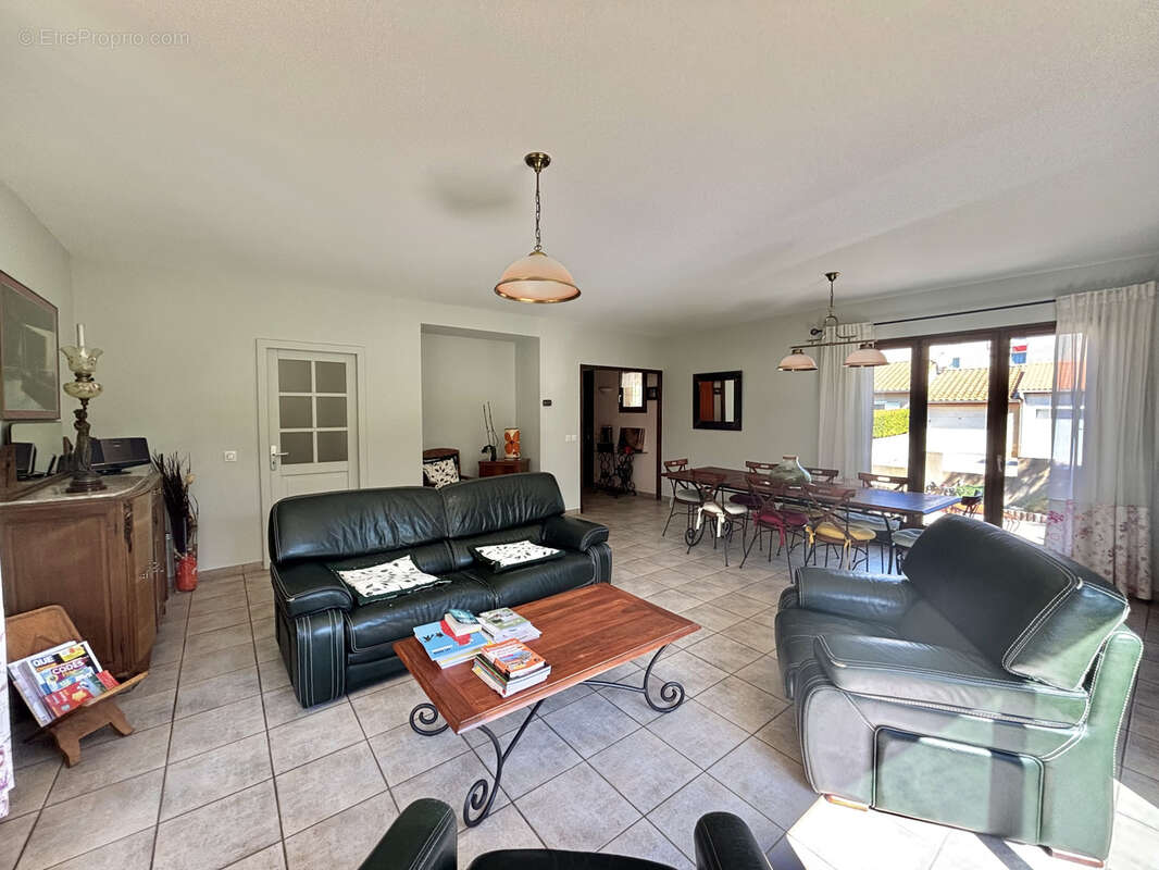 Maison à PORTES-LES-VALENCE